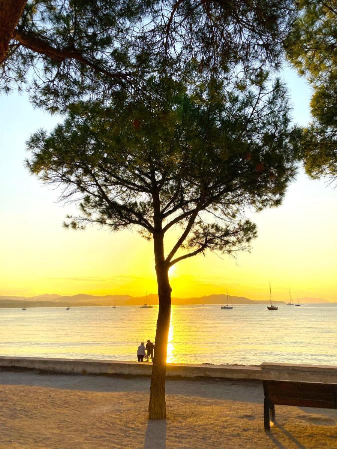 Blue Summer Vibes Duplex Studio For 4P, Ac, Sea View, Parking, Beach At 50M, Spa Access -3 La Ciotat Buitenkant foto