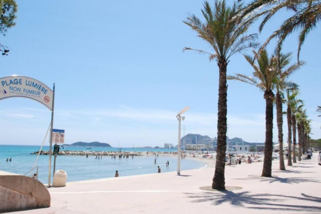 Blue Summer Vibes Duplex Studio For 4P, Ac, Sea View, Parking, Beach At 50M, Spa Access -3 La Ciotat Buitenkant foto